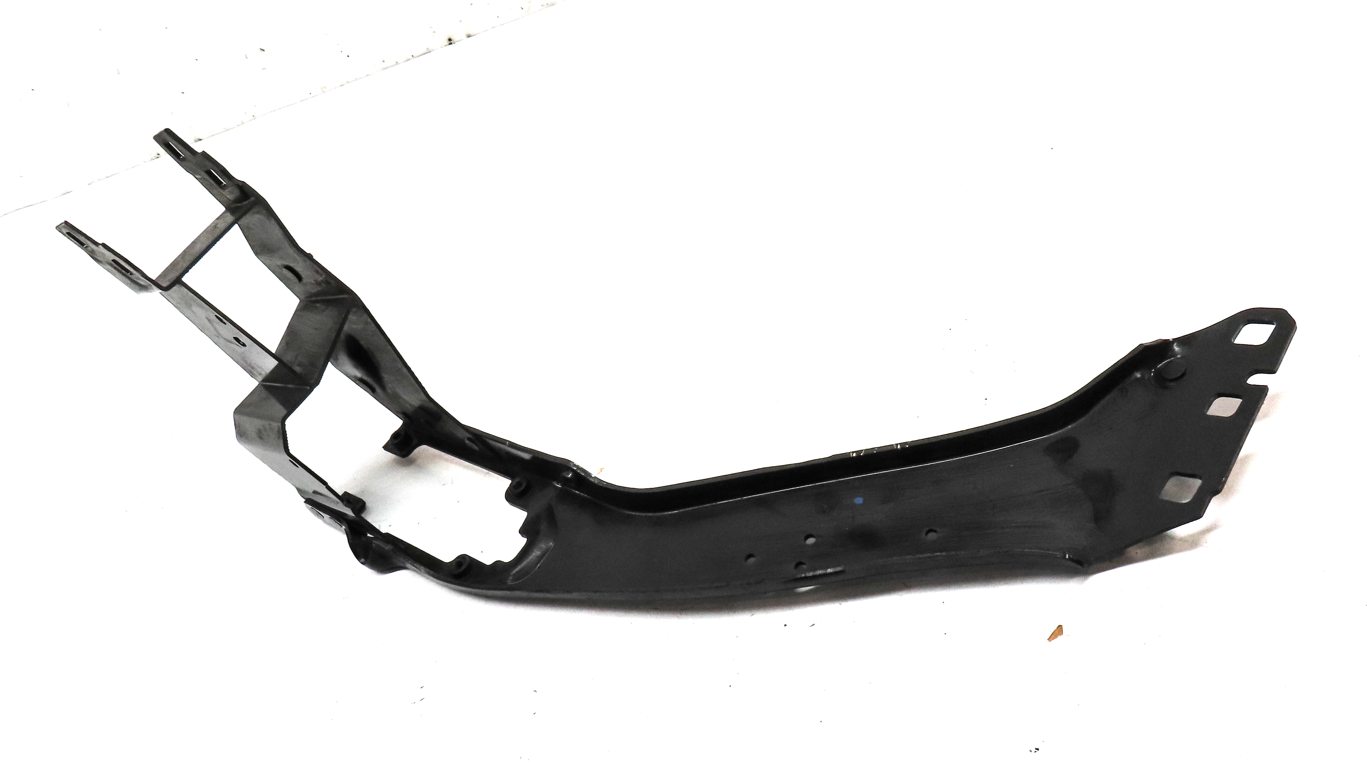 2018 BMW X2 (F39) FRONT LEFT DRIVER HEADLIGHT HEAD LIGHT SUPPORT MOUNT BRACKET — exact item pictured